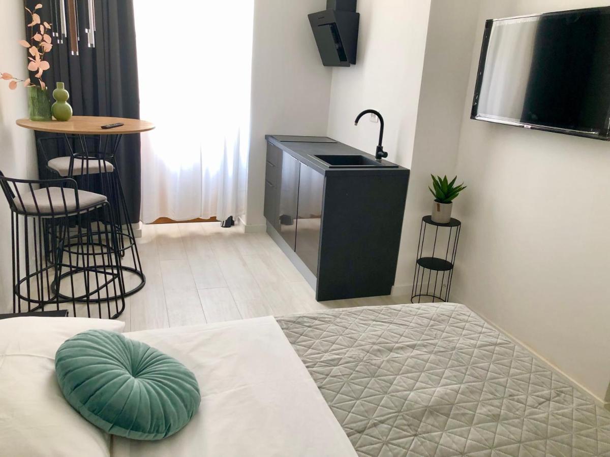 Hedone City Luxury Apartments With Free Parking Pula Zewnętrze zdjęcie