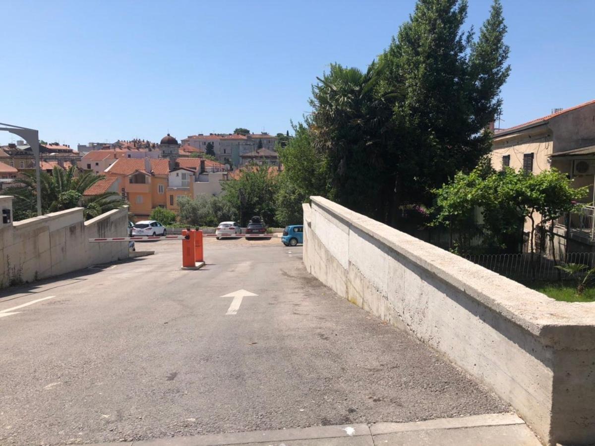 Hedone City Luxury Apartments With Free Parking Pula Zewnętrze zdjęcie