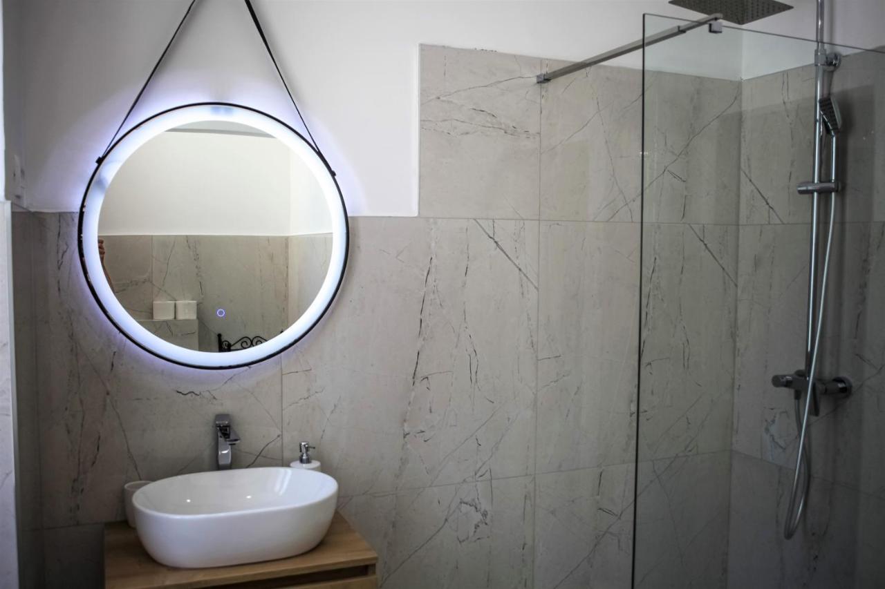 Hedone City Luxury Apartments With Free Parking Pula Zewnętrze zdjęcie