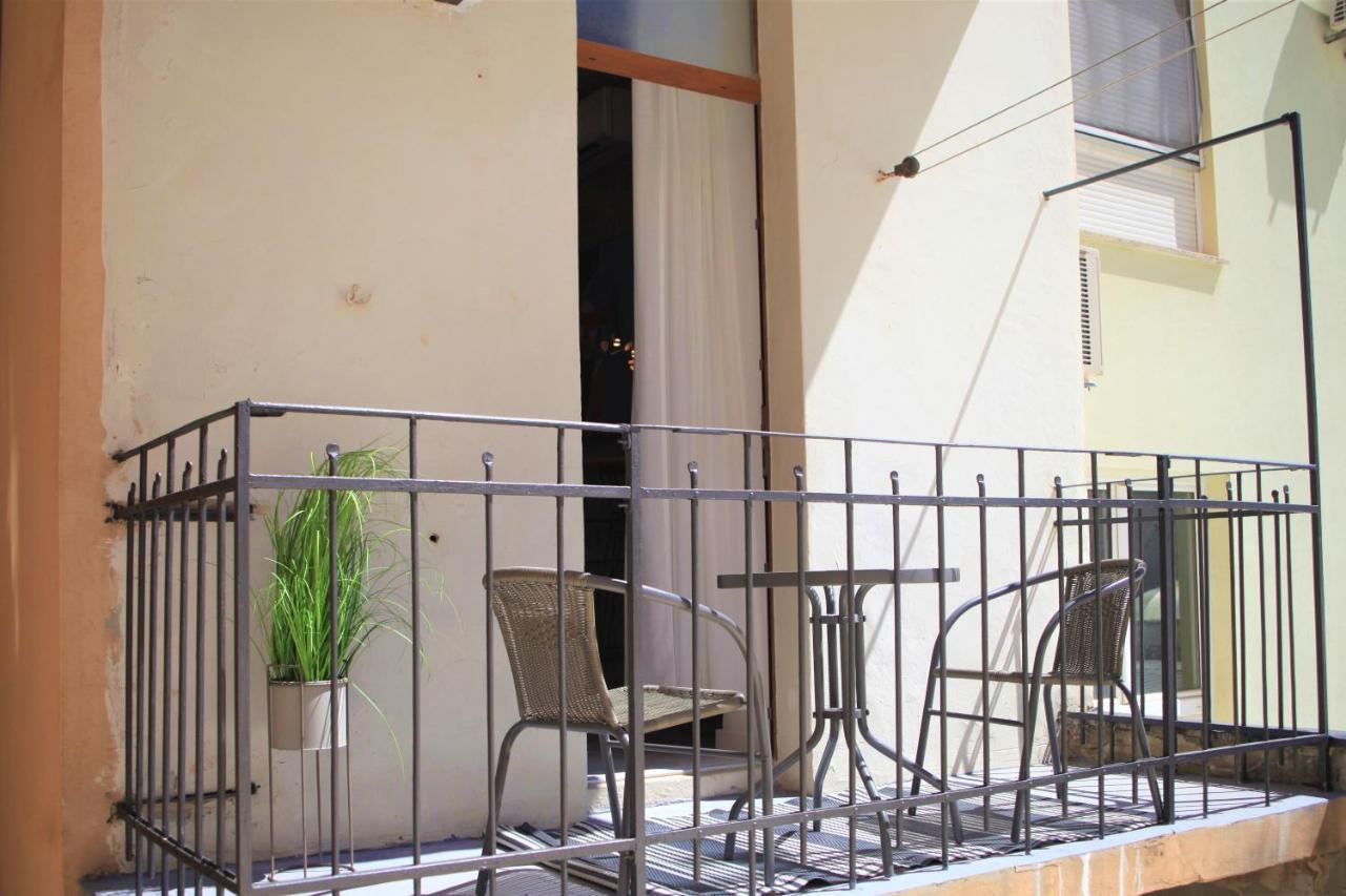 Hedone City Luxury Apartments With Free Parking Pula Zewnętrze zdjęcie